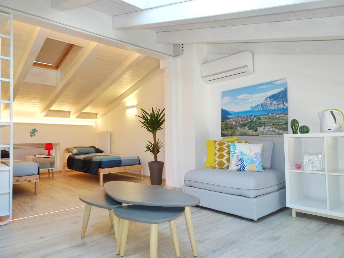 Antica Casa Alboletta Appartement Riva del Garda Buitenkant foto