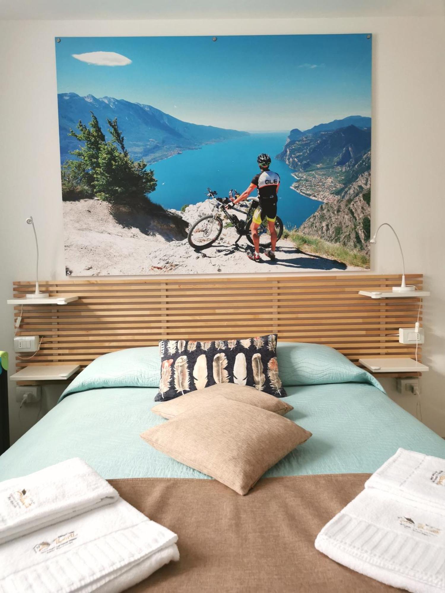 Antica Casa Alboletta Appartement Riva del Garda Buitenkant foto