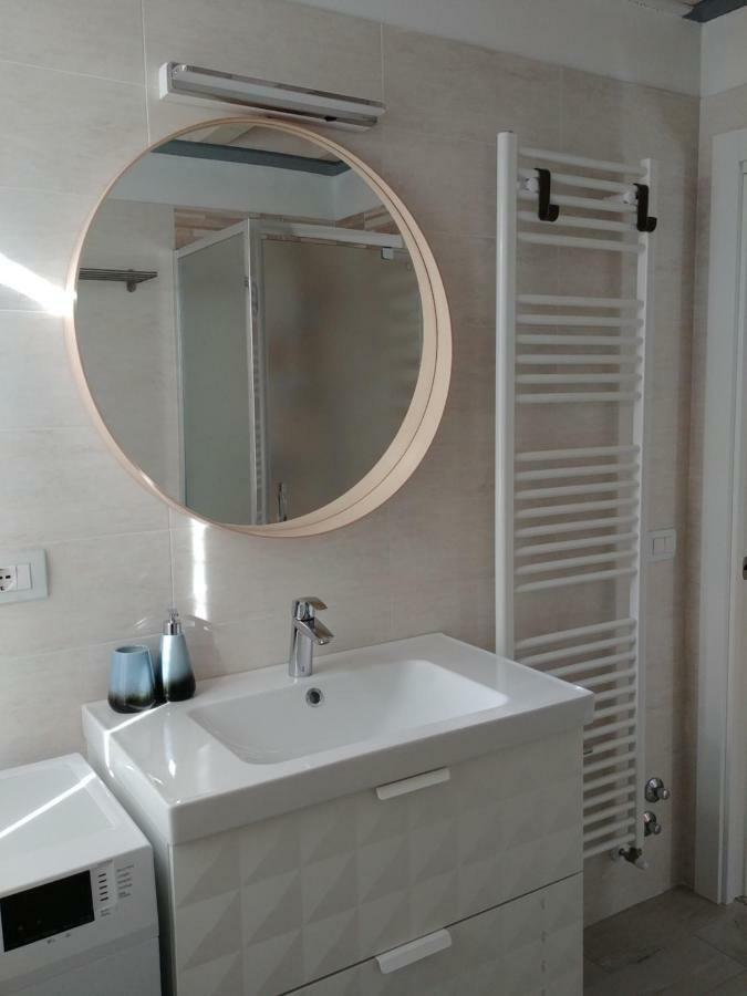 Antica Casa Alboletta Appartement Riva del Garda Buitenkant foto